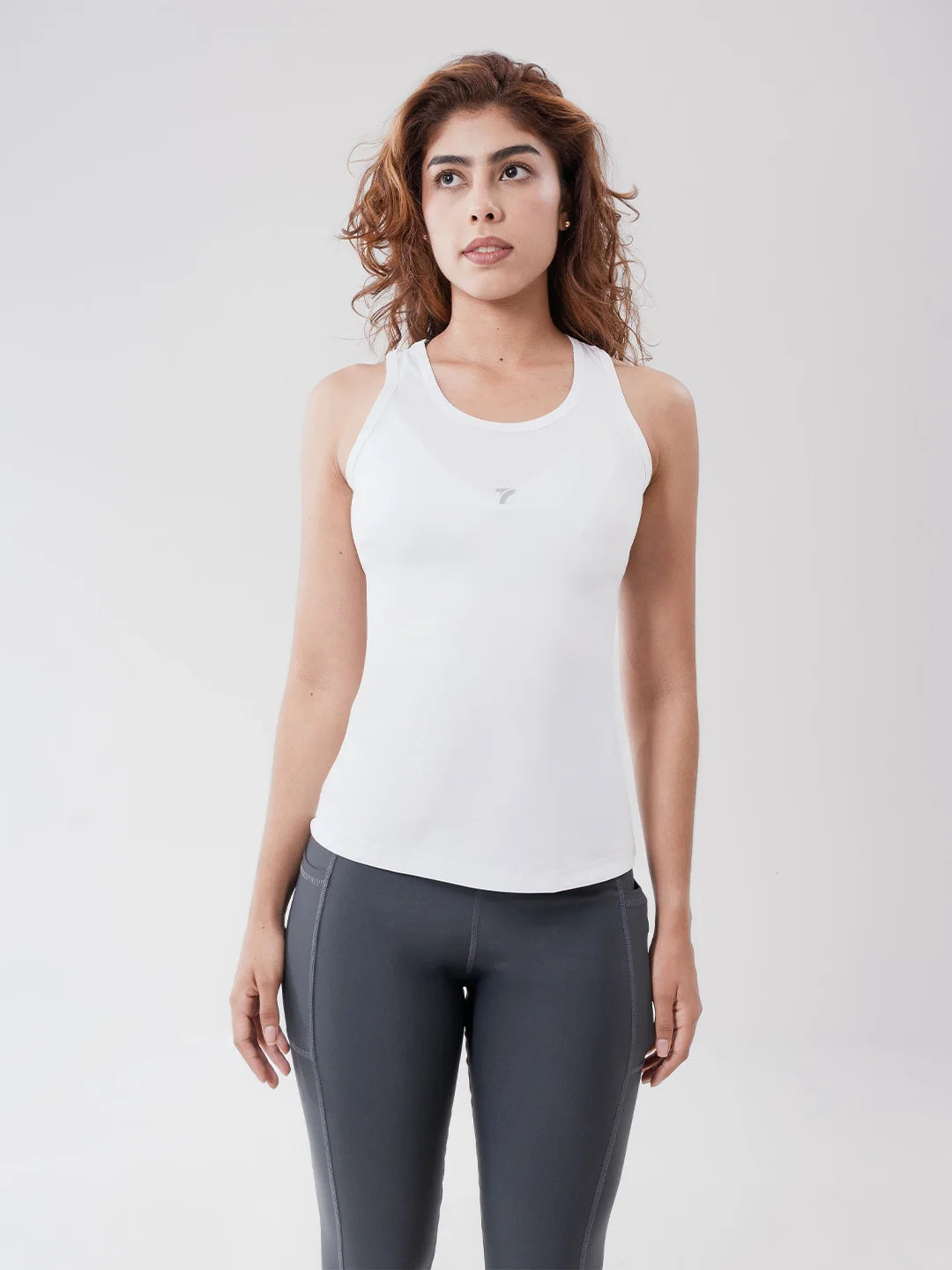 Camiseta esqueleto deportiva blanca mujer TENFIT — vista frontal