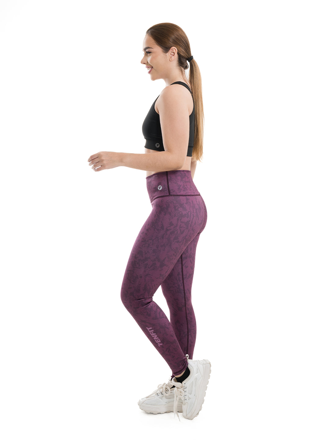 Legging deportivo sublimado vinotinto - vista lateral silueta definida TENFIT