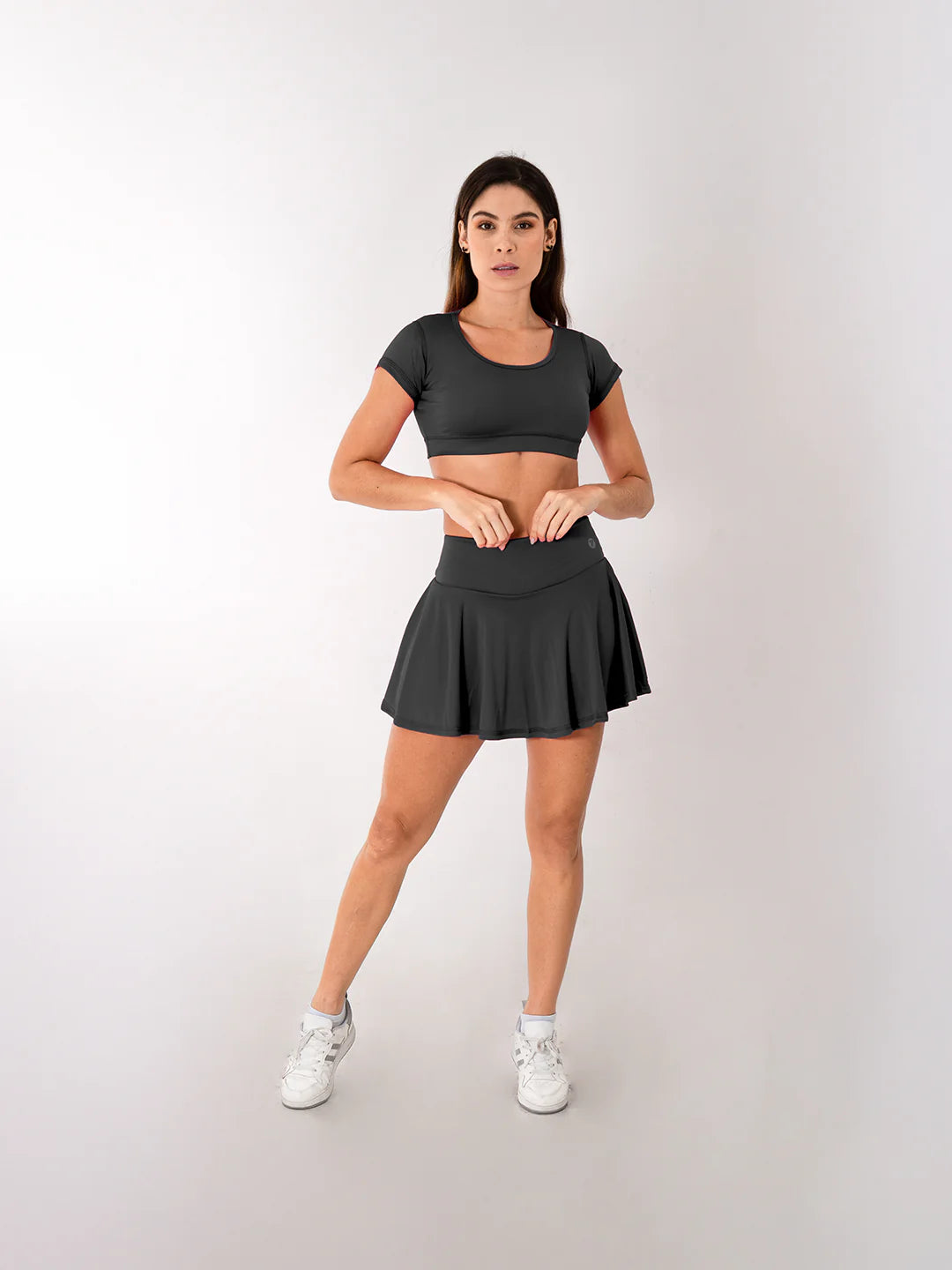 Falda short deportiva gris oscuro con biker integrado mujer TENFIT