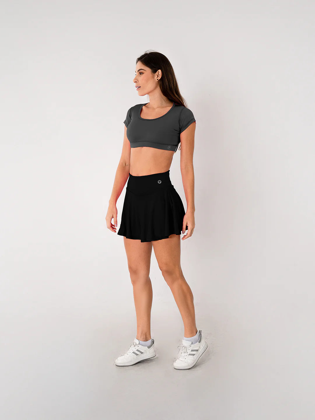 Falda short negra con biker integrado mujer deportiva TENFIT Colombia