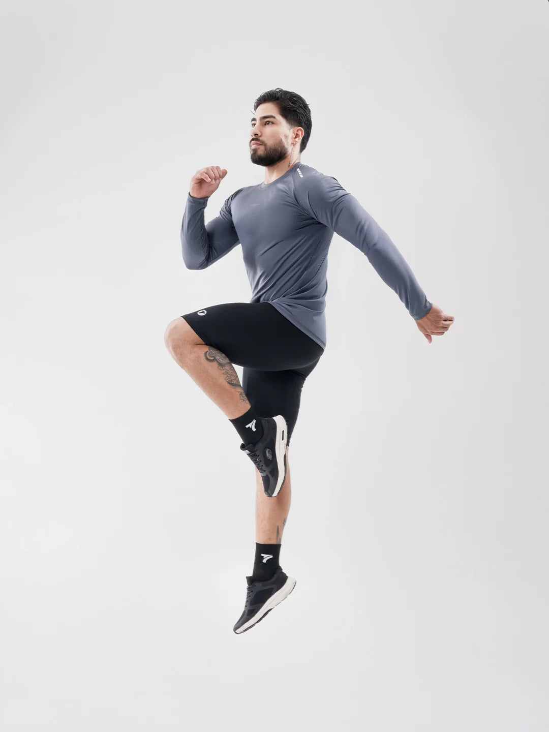 Licra Corta Deportiva de Hombre Unicolor Suplex - Negro