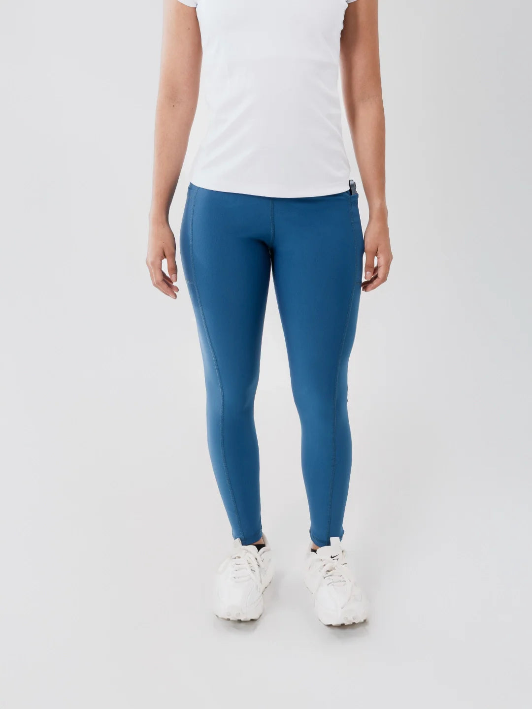 Legging azul petróleo con bolsillo TENFIT - vista frontal