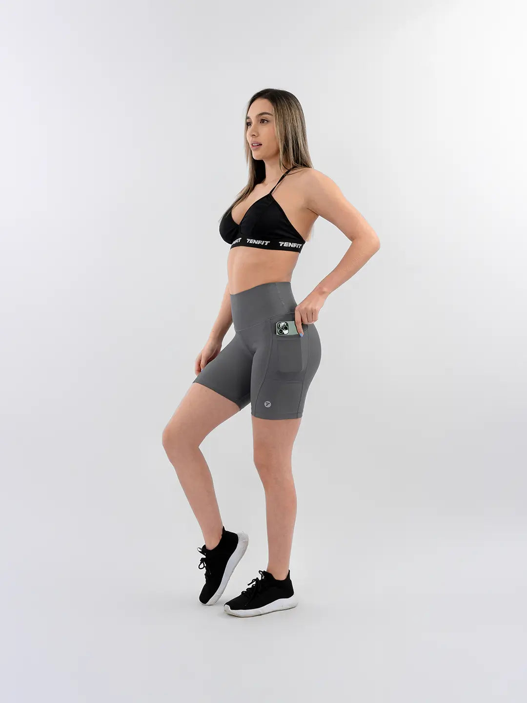 Short gris oscuro con bolsillo lateral pretina alta mujer — TENFIT