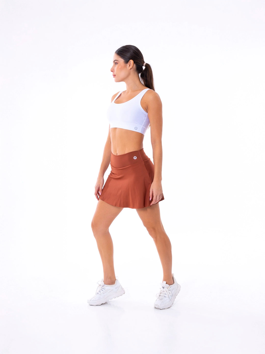 Falda deportiva terracota color tierra cálido hecha en Colombia TENFIT