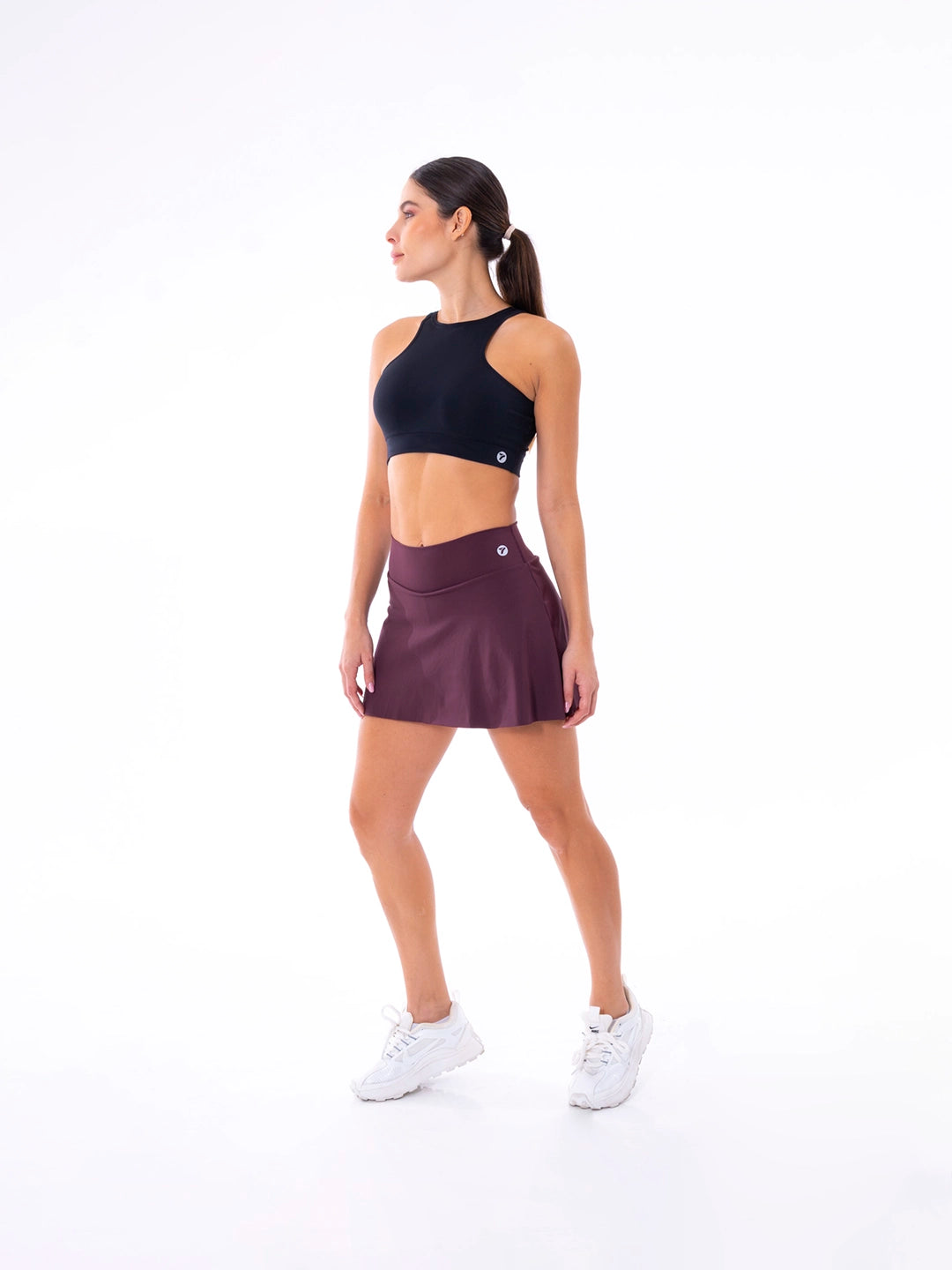 Falda skort vinotinto ropa deportiva Colombia mujer gym padel