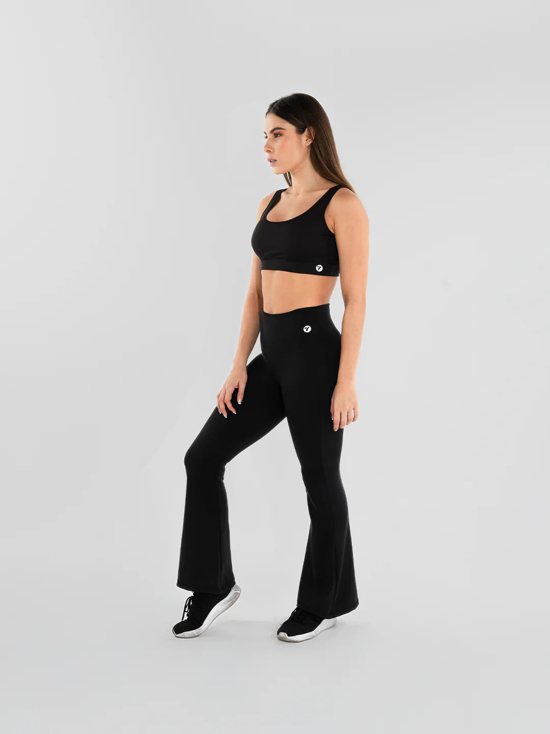 Leggings deportivos bota ancha negro perfil silueta TENFIT