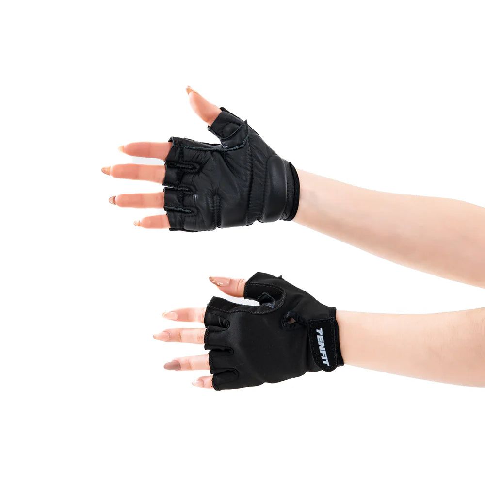 Guantes gym mujer negro antideslizantes TENFIT Force vista frontal