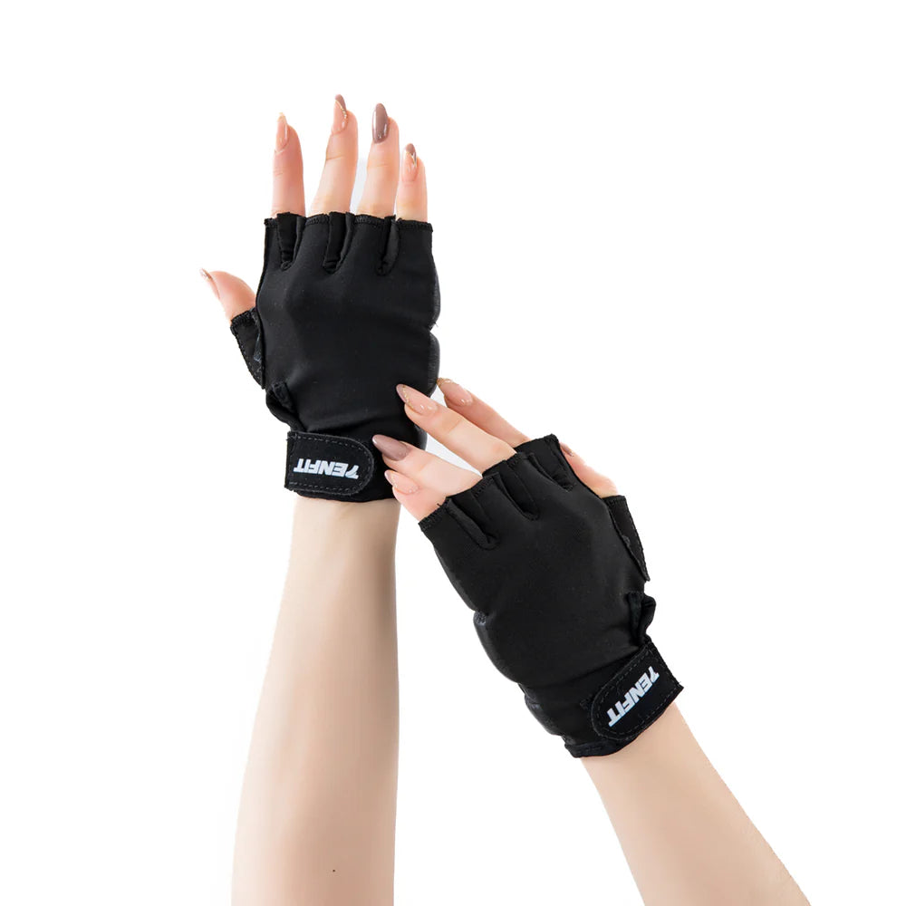 Guantes gym mujer negro antideslizantes TENFIT Force vista frontal