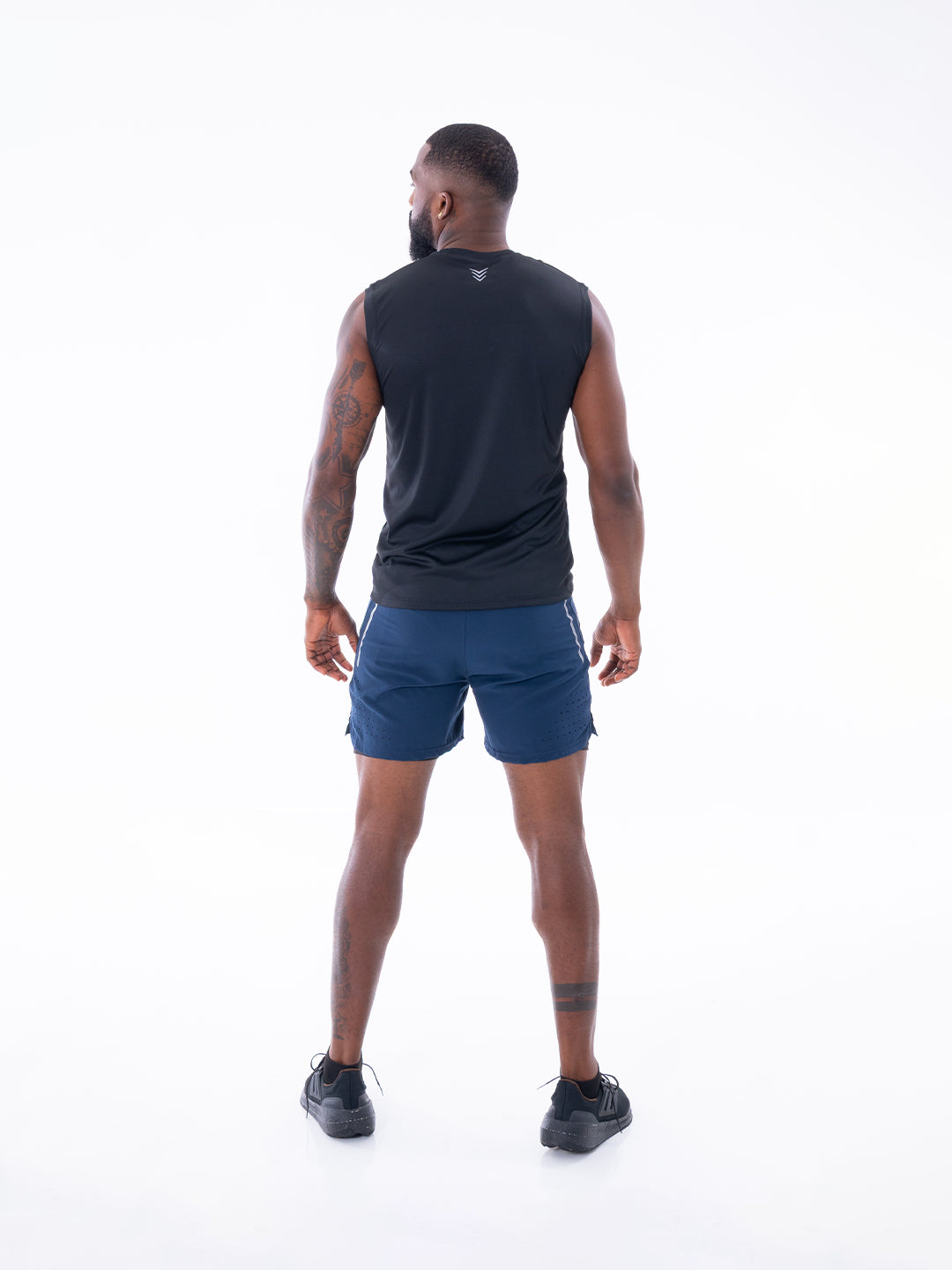 Camiseta deportiva sin manga espalda negro hombre — TENFIT