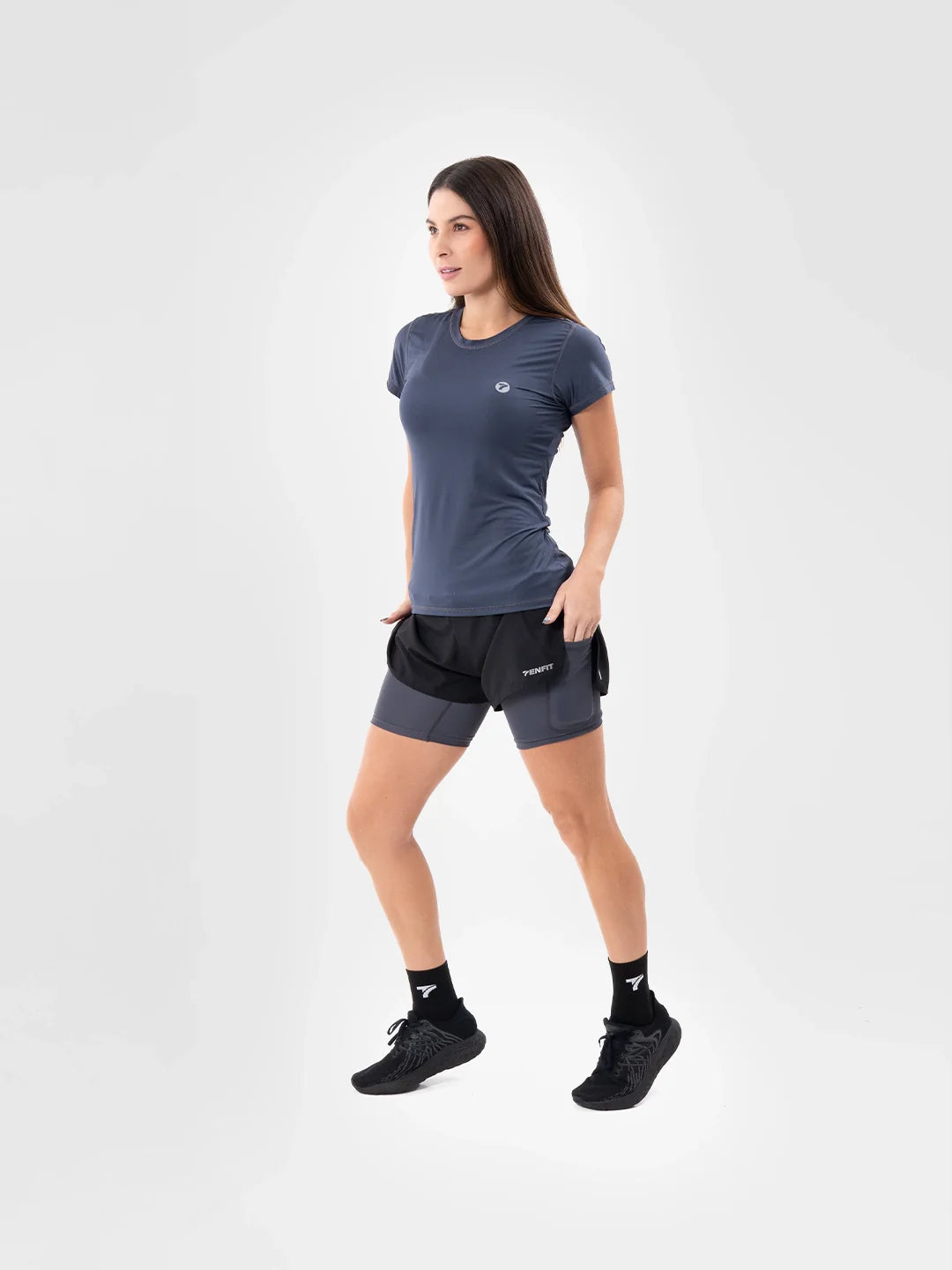 Camiseta running mujer azul indigo - perfil - TENFIT