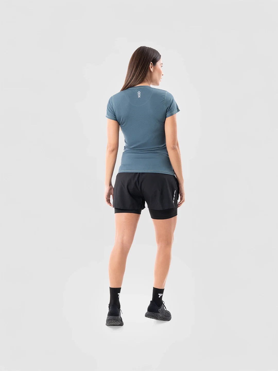 Camiseta gym mujer verde esmeralda vista posterior - TENFIT