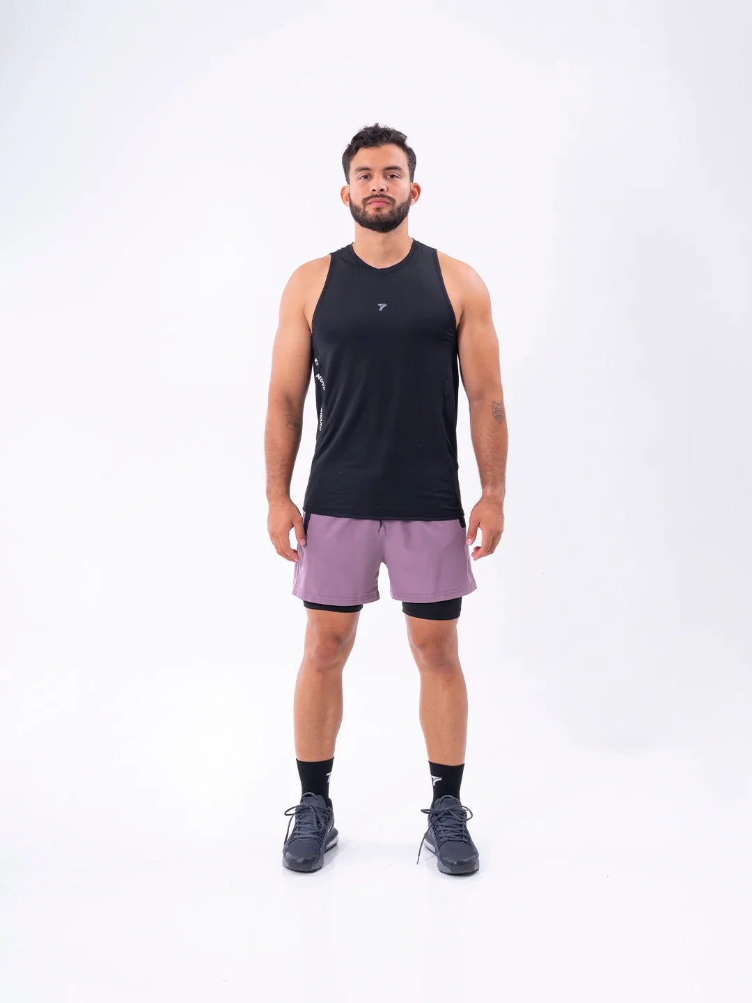 Camisilla Running Negro hombre frente - TENFIT Colombia