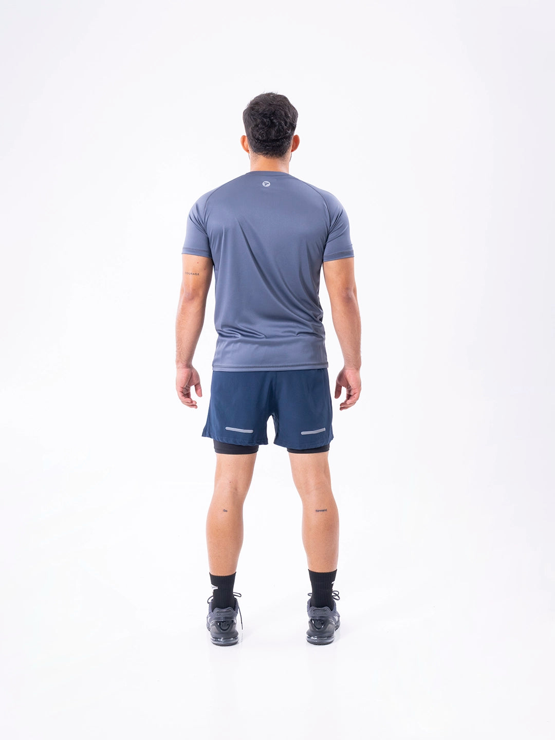 Camiseta gris oscuro regular fit hombre para crossfit y running TENFIT