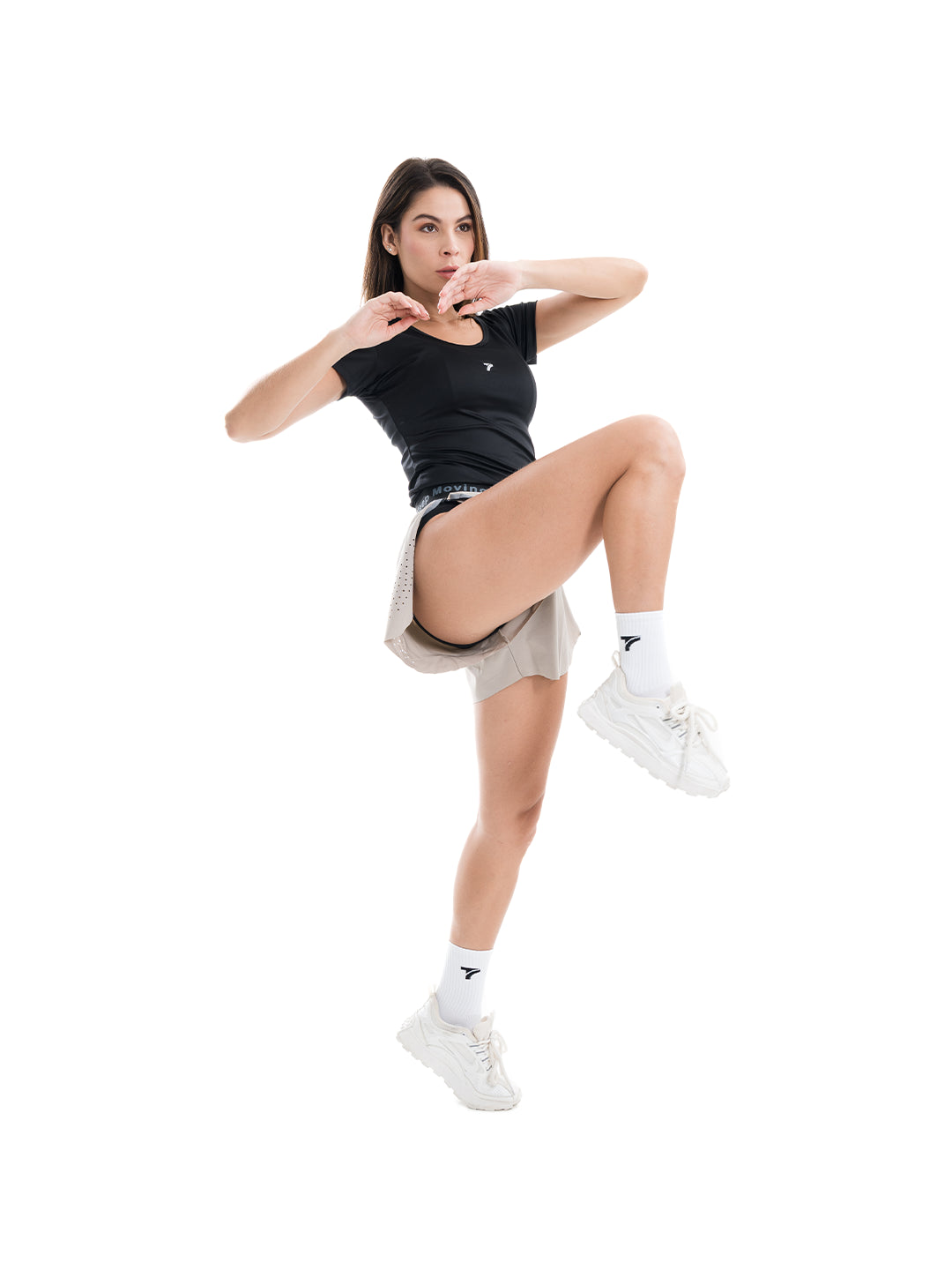 Short almendra running mujer pose activa - TENFIT