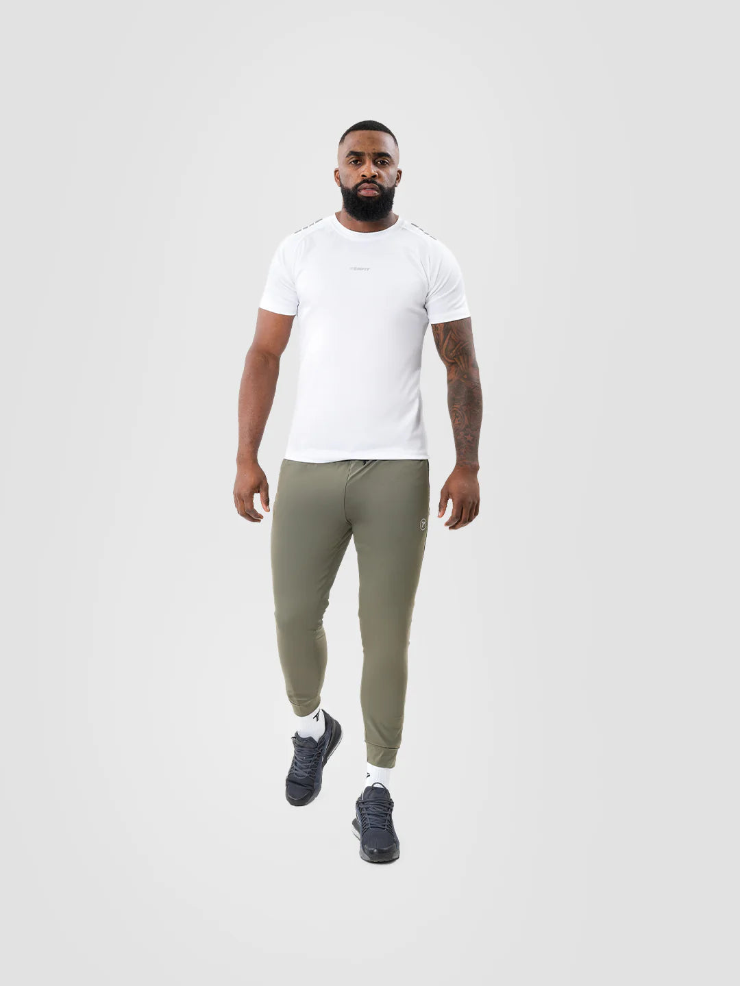 Buzo Deportivo Verde Militar Hombre Frente Gym — TENFIT