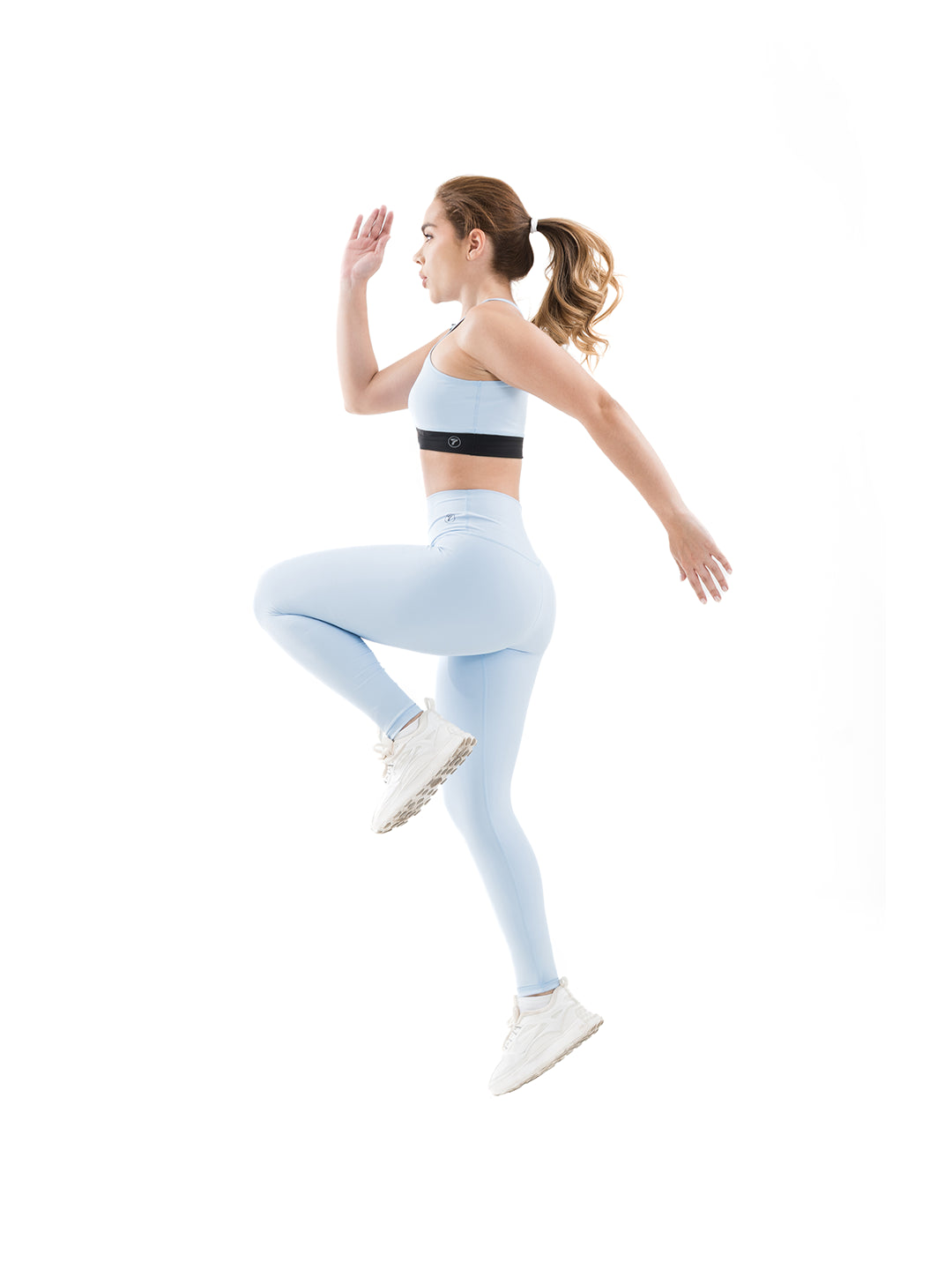 Conjunto nylon azul celeste mujer silueta definida entrenamiento TENFIT
