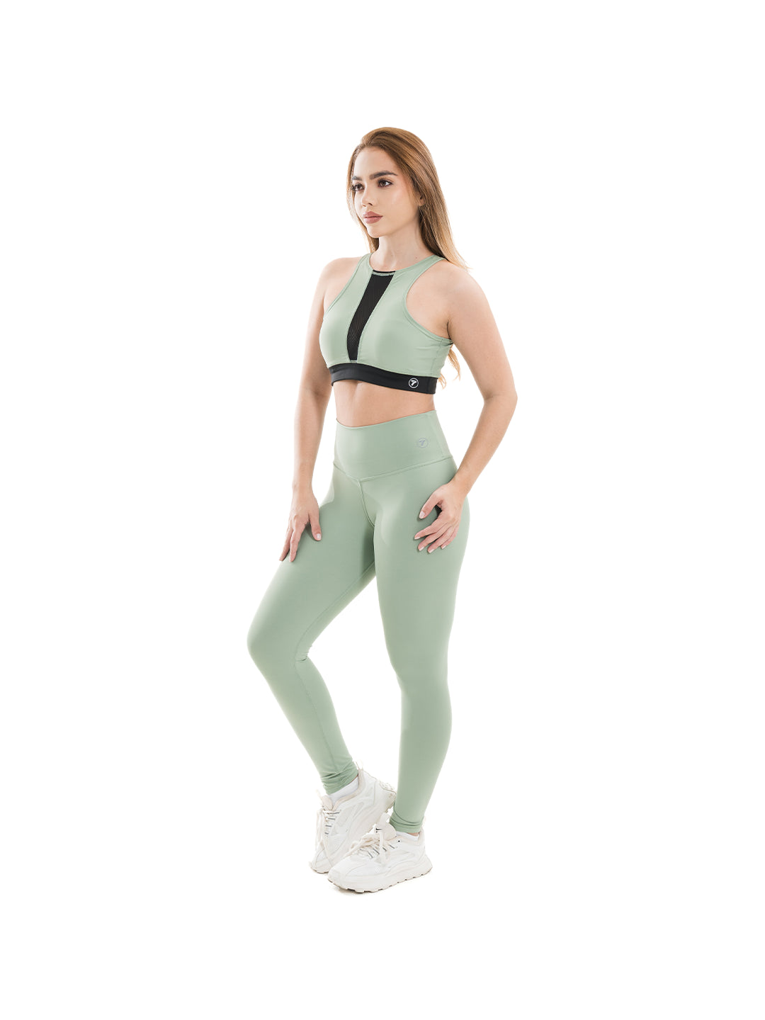 Conjunto Nylon por 100K