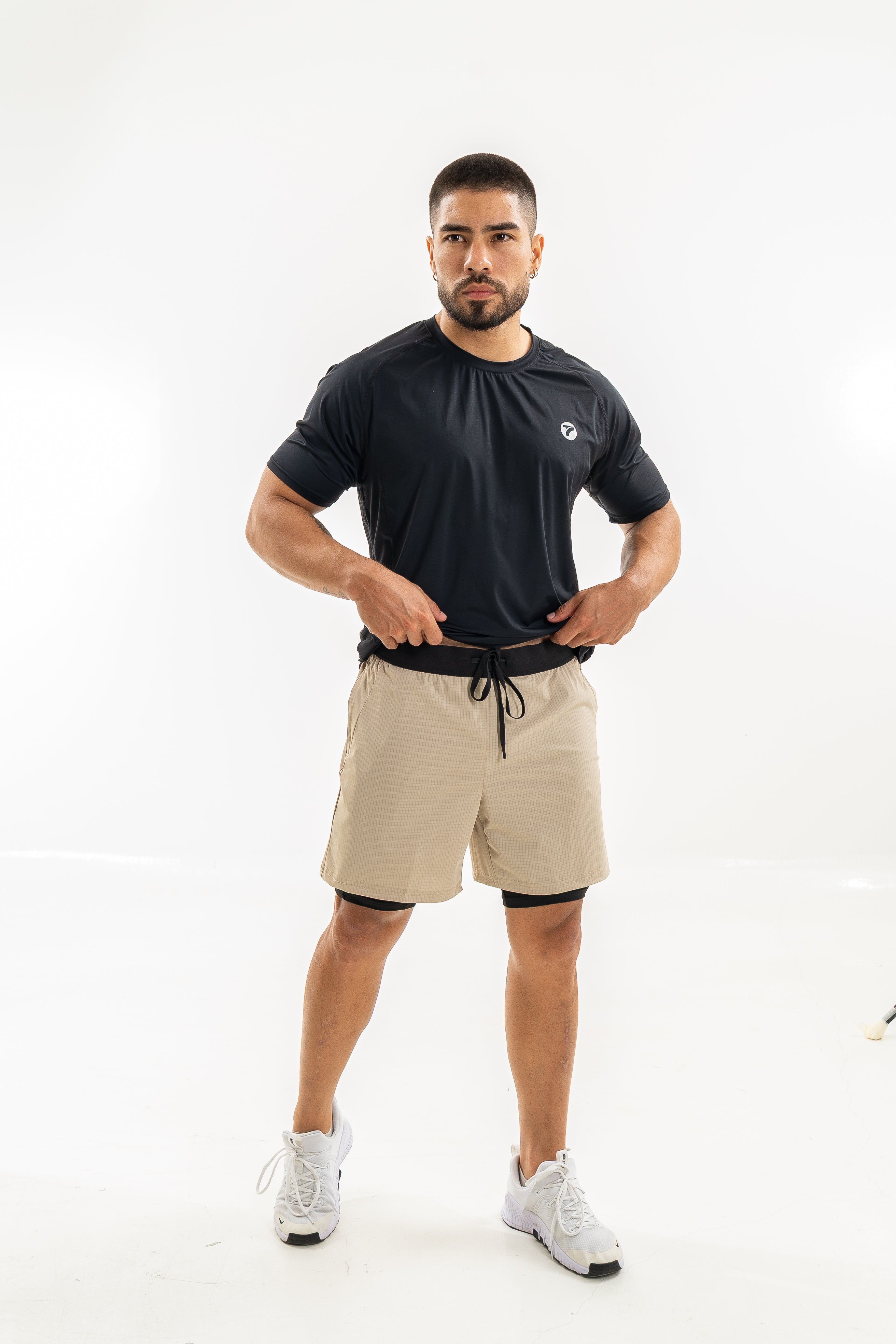 Pantaloneta Deportiva Hombre con Licra Interna Runback- Almendra